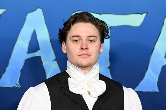 Empat anak Jake Sully dan Neytiri dalam film Avatar 2 ini menjadi bagian cerita yang mendominasi sekuel Avatar. Khususnya sosok Lo’ak yang digambarkan sebagai anak yang suka memberontak.Foto: WireImage/Jeremy Chan