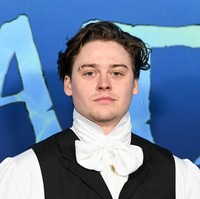 Empat anak Jake Sully dan Neytiri dalam film Avatar 2 ini menjadi bagian cerita yang mendominasi sekuel Avatar. Khususnya sosok Lo’ak yang digambarkan sebagai anak yang suka memberontak.Foto: WireImage/Jeremy Chan