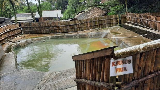 Pemandian Air Panas Gunung Pancar