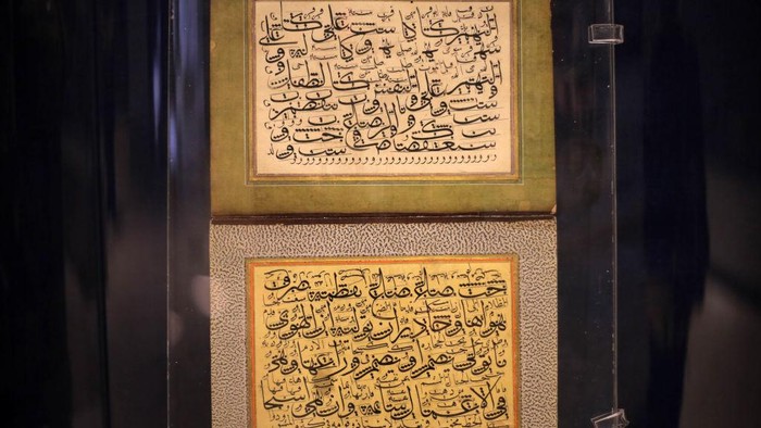 CAIRO, EGYPT - DECEMBER 24: Items are on display in exhibits inside Gayer-Anderson Museum in Ahmed Ibn Tulun Square on December 24, 2022 in Cairo, Egypt.The Museums Sector of the Supreme Council of Antiquities is organizing three temporary archaeological exhibitions under the title The Manifestations of the Arabic Language in the Splendor of Arabic Calligraphy, as part of the celebration of the International Day of the Arabic Language, which falls on December 18 of each year. (Photo by Fadel Dawod/Getty Images)