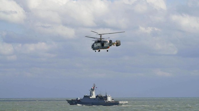 Rusia dan China akan menggelar latihan angkatan laut bersama di Laut China Timur pada 21-27 Desember.