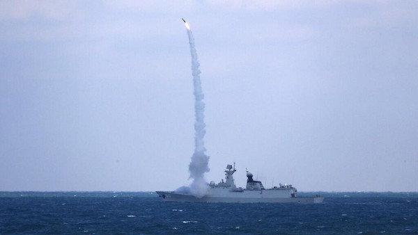Rusia-China Latihan Perang di Tengah Ketegangan dengan Barat