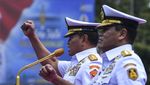 Salam Komando Muhammad Ali dan Yudo Margono Saat Sertijab KSAL