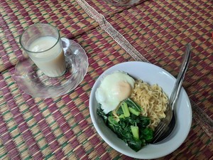 Naik-naik ke Gunung Pancar, Eh Harga Makanan Kok Ikutan Naik