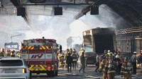 Otoritas pemadam kebakaran awalnya mengumumkan kebakaran dimulai setelah tabrakan antara bus dan truk sampah, tetapi kemudian mengatakan mereka memerlukan penyelidikan lebih lanjut untuk menentukan penyebab pastinya, membuka kemungkinan bahwa truk itu sendiri mungkin bertanggung jawab atas kobaran api yang mematikan itu.
