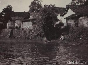 Senandung Kehidupan di Sungai Cikapundung Bandung