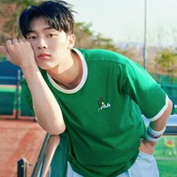 Choi Hyun WookChoi Hyun Wook mulai populer di 2022 setelah tampil dalam dua K-Drama populer, Twenty Five Twenty One dan Weak Hero Class 1. Pada 2021, ia telah mendapat penghargaan “Best New Actor” dari SBS Drama Awards untuk serial Taxi Driver dan Racket Boys.Foto: Instagram