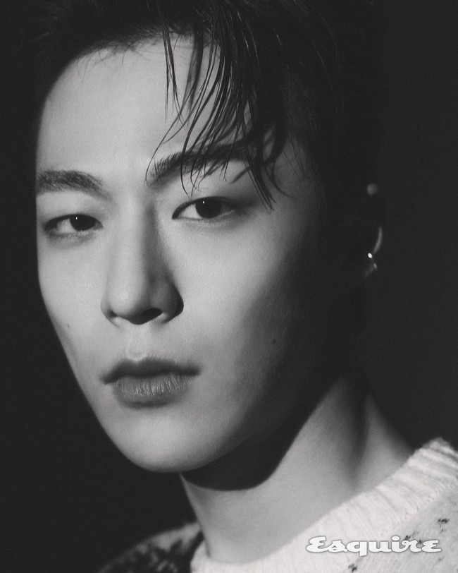 Baek In HyukWajah tampan dan pesonanya saat bermain sebagai pangeran membuat Baek In Hyuk mencuri perhatian penonton di Under The Queen’s Umbrella. Tahun ini ia juga main drama populer lain, seperti Why Her?, Cheer Up, dan film Ditto.Foto: Instagram