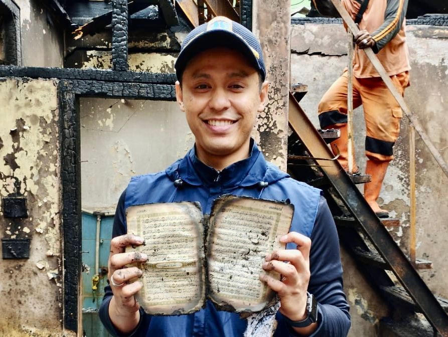 Al-Qur'an ditemukan utuh di lokasi kebakaran Mampang Prapatan, Jaksel (dok. Istimewa)