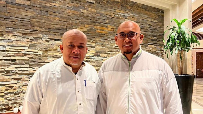 Andre Rosiade dan Fahri Hamzah saat bertemu di Mekah