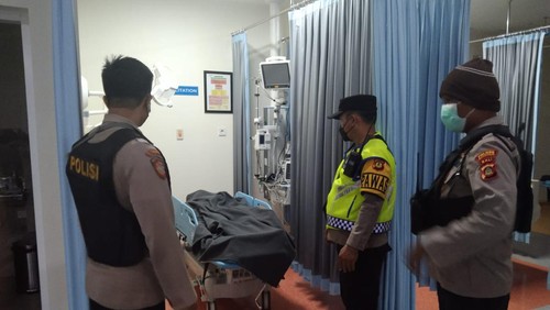 Buruh tewas kesetrum saat bekerja di Gianyar, Kamis malam (29/12/2022). (Istimewa)