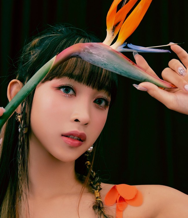 Nama Dita Karang eksis di antara deretan idol KPop generasi empat yang masuk daftar 100 wanita tercantik. Seperti Kazuha LE SSERAFIM, Danielle NewJeans, Xiaoting Kep1er, Wonyoung IVE, dan Ningning aespa. Foto: Instagram