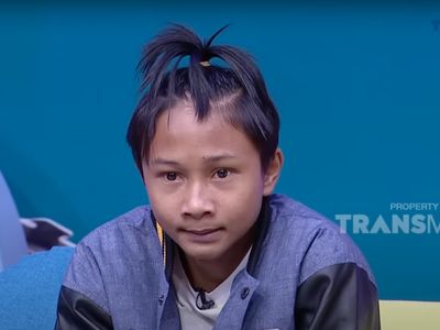 8 Potret Fajar Sad Boy yang Kini Viral Karena Nangisin Mantan