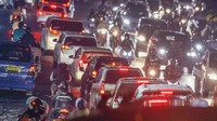 Sebagai informasi, Polres Bogor berencana menutup total jalur wisata Puncak guna meminimalisir pergerakan orang pada malam pergantian Tahun Baru 2023 mulai tanggal (31/12/2022) pukul 18.00 WIB hingga tanggal (1/1/2023) pukul 06.00 WIB