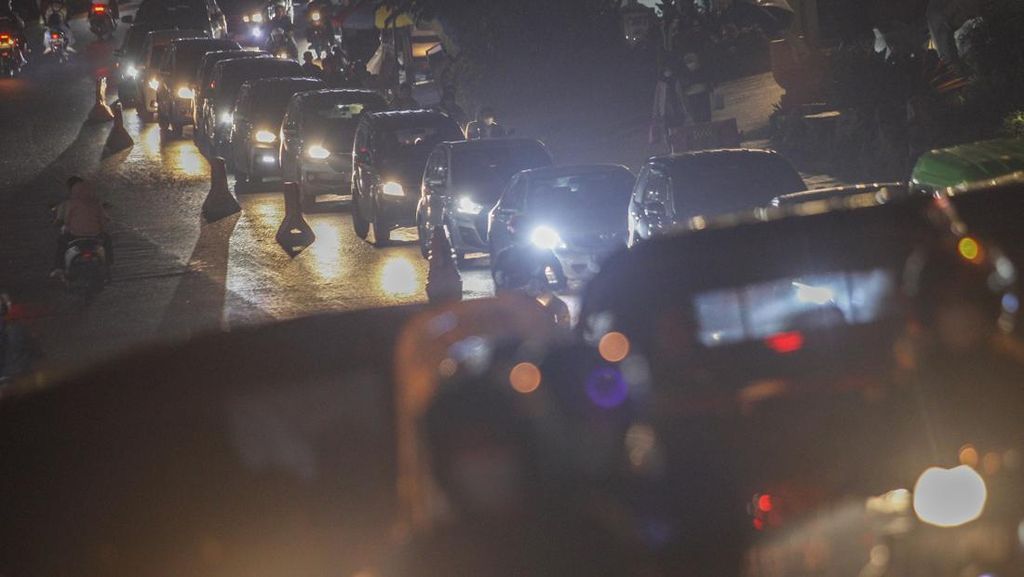 One Way Arah Jakarta Berakhir, Lalin di Puncak Bogor Kembali Normal