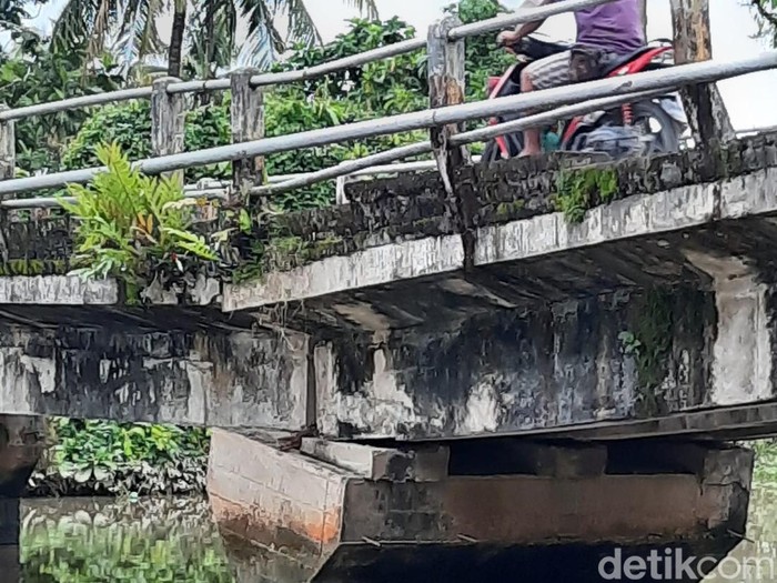 Jembatan Bila di Kecamatan Batulappa, Kabupaten Pinrang, Sulsel.