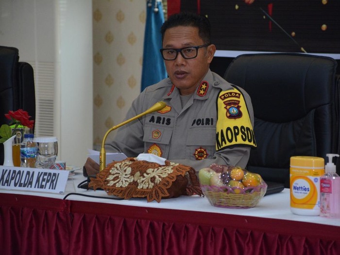 Kapolda Kepri Irjen Aris Budiman saat menyampaikan rilis akhir tahun di Polda Kepri.
