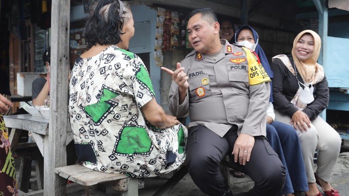 Kapolda Metro Jaya Irjen Fadil Imran Dengar Keluhan Warga