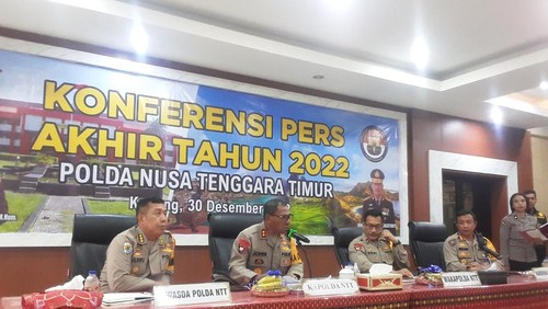 Konferensi pers akhir tahun di Polda NTT Jumat (30/12/2022).