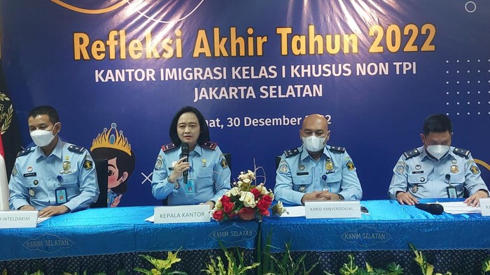 Konferensi pers Rilis Akhir Tahun 2022 Kantor Imigrasi Jakarta Selatan (Jaksel).