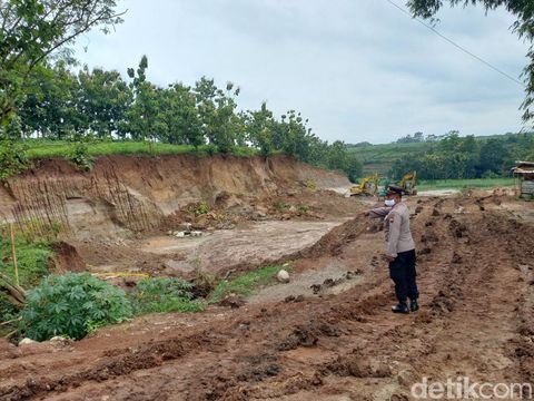 Lokasi tambang galian C di Desa Genengsari, Kecamatan Polokarto, Kabupaten Sukoharjo, Jumat (30/12/2022).