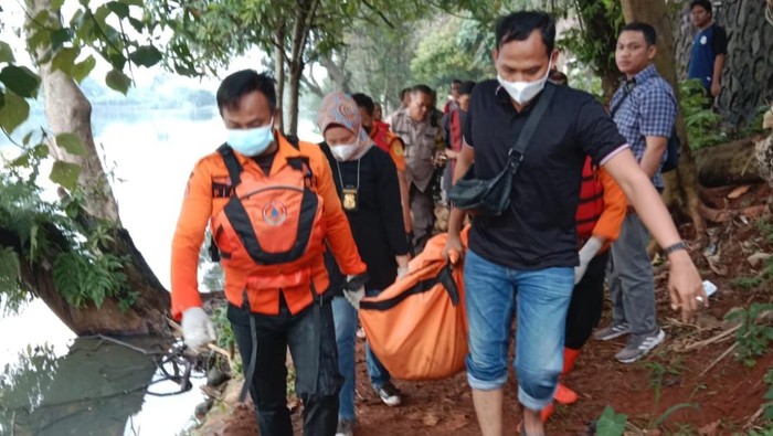 Mayat Pria Ditemukan Mengambang di Situ Kebantenan Bogor (dok BPBD Kabupaten Bogor)