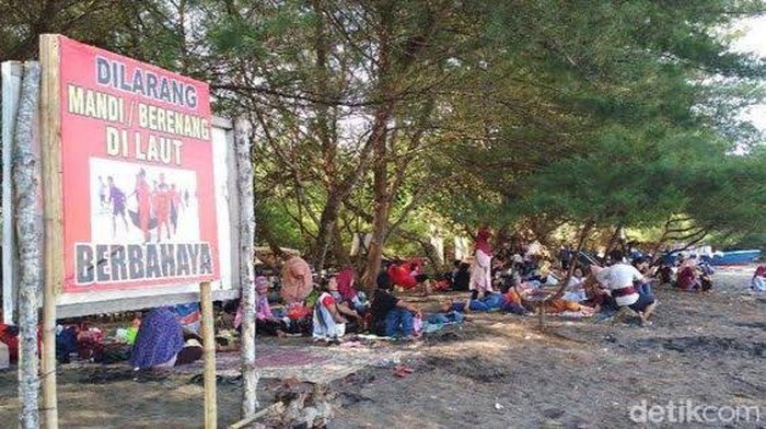 pantai serang blitar