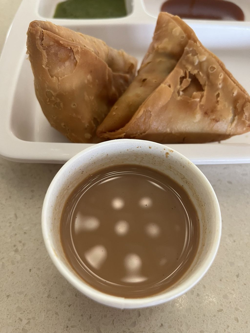 Pelanggan Ini Kecewa Beli Samosa dan Teh di Bandara Totalnya Rp 93 Ribu