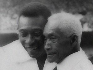 Kisah Pele dan Gelar Piala Dunia untuk sang Ayah Tercinta
