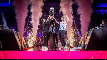 Rocket League World Championship 2022 menawarkan total hadiah mencapai USD 2.085.000 atau sekitar Rp 32,2 miliar. Foto: (Dok. Rocket League Esports).