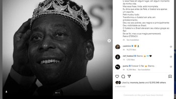Sebelum Pelé, 10 hanyalah sebuah angka. Saya membaca ungkapan itu di suatu tempat, di beberapa titik dalam hidup saya. Tapi kalimat itu, cantik, tidak lengkap. Saya akan mengatakan bahwa sebelum Pelé, sepak bola hanyalah olahraga. Pele mengubah segalanya. Dia mengubah sepak bola menjadi seni, menjadi hiburan. Itu memberi suara kepada orang miskin, orang kulit hitam dan, di atas segalanya: Ini memberi visibilitas ke Brasil. Sepak bola dan Brasil telah menaikkan status mereka berkat Sang Raja! Dia pergi, tapi sihirnya akan tetap ada. Pele itu ABADI!! tulis Neymar di Instagramnya. Foto: screenshot/detikINET