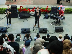 Hibur Penggemar di Anjungan Sarinah, Alonzo Brata: Tempat Ini Berarti Buat Saya