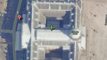 Istana Kerajaan Amsterdam di Belanda — disebut Koninklijk Paleis Amsterdam — bergabung dengan daftar panjang tempat yang diburamkan di Google Maps terkait keluarga kerajaan Belanda, termasuk Royal Stables dan tempat tinggal lain bernama Huis ten Bosch Foto: Google Maps via Hackread