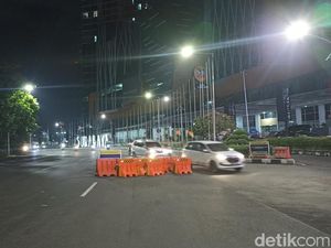 Bundaran Waru Belum Ditutup Jelang Pergantian Tahun, Lalin Masuk Surabaya Sepi