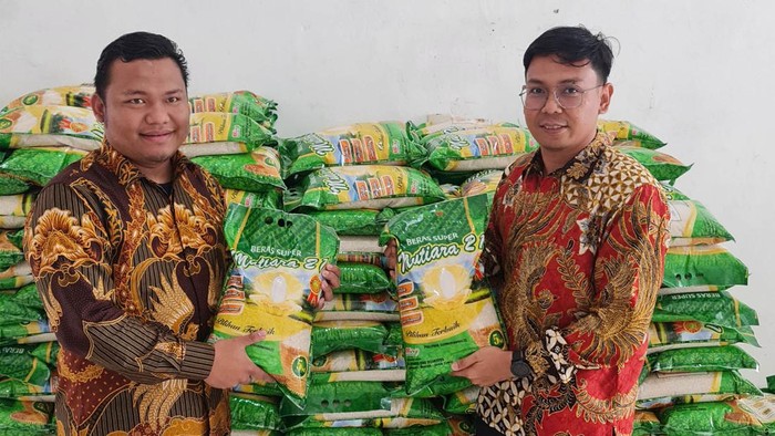 CEO Termuda di Indonesia Kini Bangun Pabrik Beras PT Sari Kreasi Boga (“SKB Food”) Tbk (dengan kode saham RAFI) yang di pimpin oleh CEO perusahaan Tbk termuda di Indonesia kembali menunjukan eksistensinya dengan membuat anak usaha baru bernama PT Sumber Asri Sejahtera (SAS). Perseroan ini bergerak di bidang industri pengolahan dan perdagangan komoditi beras yang bertempat di Madiun, Jawa Timur.