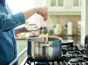 Ingin Kurangi Pemakaian Garam? Ini 7 Alternatifnya