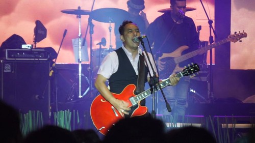 Konser malam pergantian tahun di Pantai Kuta, Kabupaten Badung, Bali, dimeriahkan Pongki Barata, Sabtu (31/12/2022).