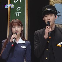 IU dan Lee Jong Suk Makin Romantis, Terciduk Pakai Jaket Couple Balenciaga