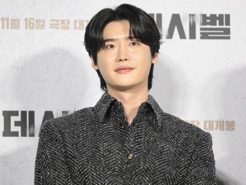 Lee Jong Suk (ImaZins via Getty Images/The Chosunilbo JNS)