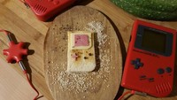 Rindu dengan game boy, netizen ini berhasil buat replika game boy menggunakan roti, keju, hingga irisan daging. Foto: Instagram