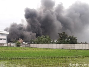 Pabrik Garmen di Bantul Terbakar Diduga gegara Pengelasan