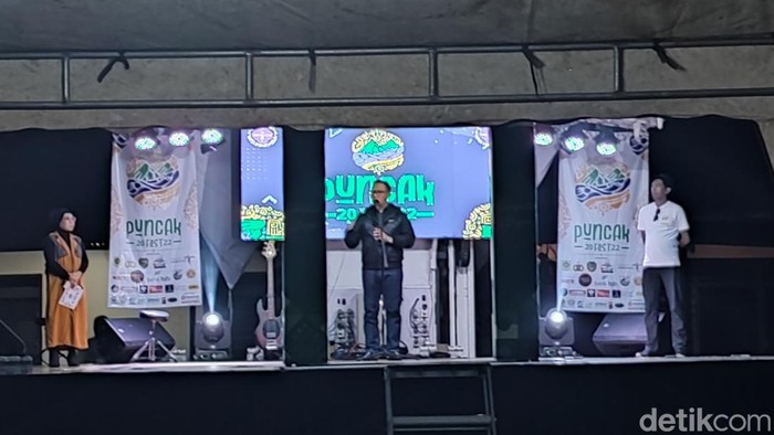 Plt Bupati Bogor Iwan Setiawan di acara Puncak Fest.