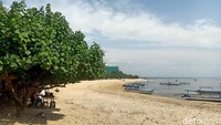 Lanjut, ada Pantai Segara yang berlokasi di Jalan Segara Ayu, Denpasar. 