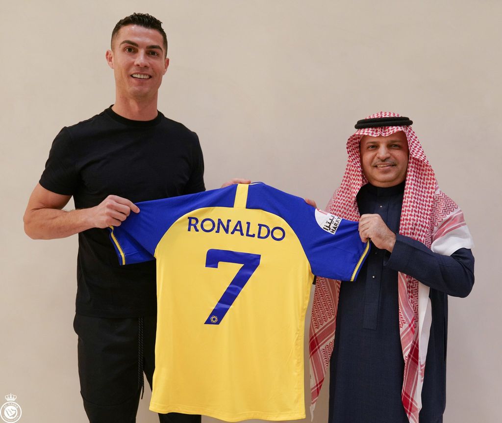 Ronaldo pindah ke klub Arab Saudi Al Nassr