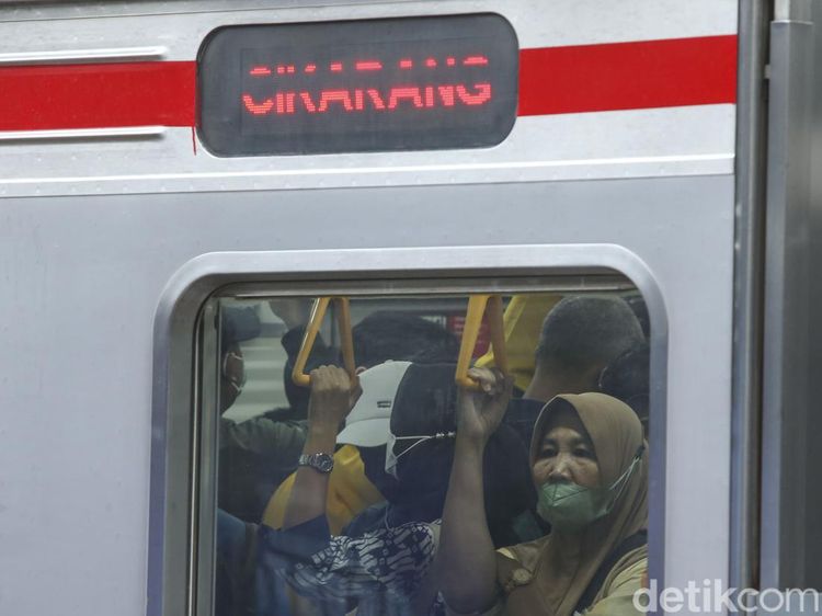 Siap-siap, Tahun 2023 Bakal Ada Wacana Tarif KRL Si Kaya dan Miskin