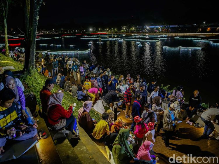 TMII Indah Banget Jelang Pergantian Tahun