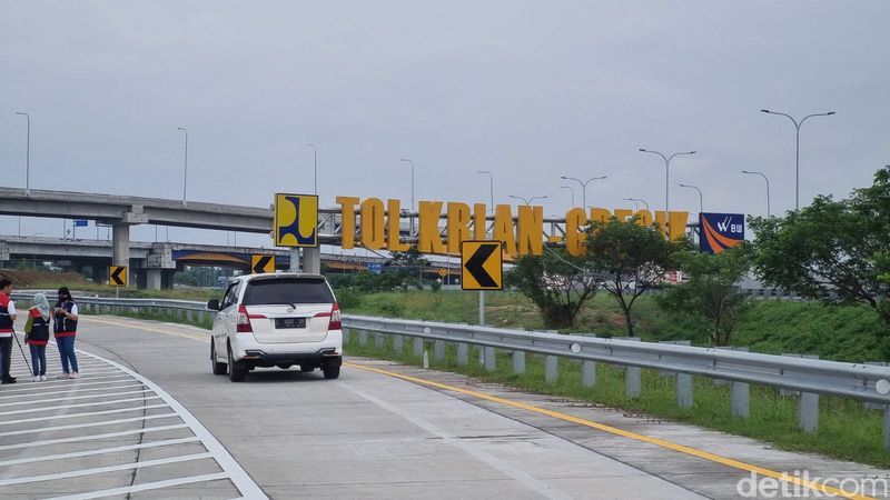 Tol KLBM-Transjawa mulai dibuka fungsional Tol KLBM-Transjawa mulai dibuka fungsional