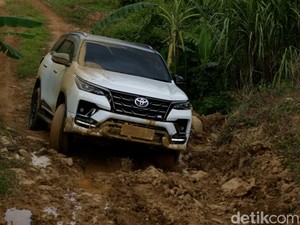 Harga BBM Diesel Naik, Isi Full Tank Fortuner-Pajero Keluar Duit Segini