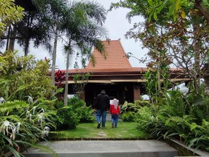 Tempatnya Adem! Ini Bale Bungah yang Sajikan Makanan Tradisional di Kediri