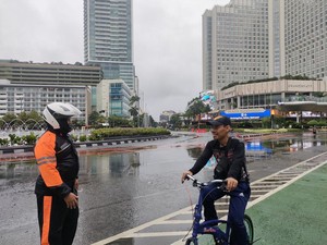 Tak Ada CFD, Dishub Jakarta Patroli di Bundaran HI